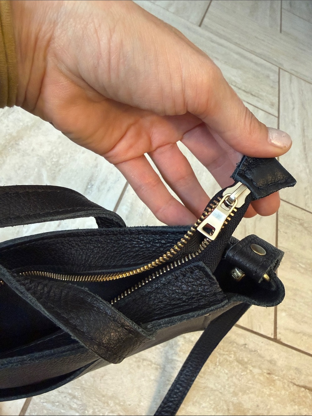 Portland Leather Goods Mini Zippered Crossbody Tote Pebbled - Picture 11 of 16